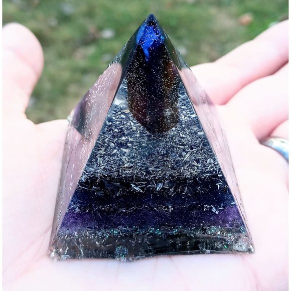 Oxidized Crystal Quarts And Steel Shavings Orgonite For Energy And Healing - Picture 1 of 1